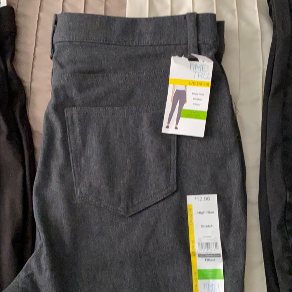Pants - Picture 3 of 4